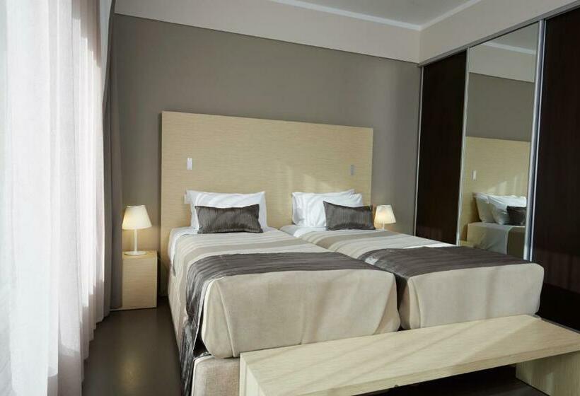 استودیوی لوکس, Du Centre