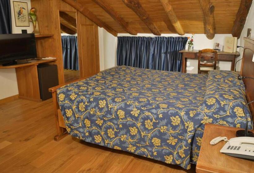 غرفة إقتصادية, La Brace