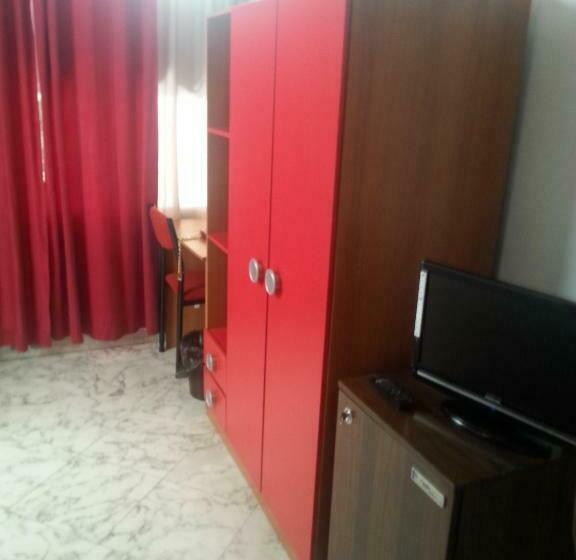 اتاق استاندارد یک نفره, L'approdo