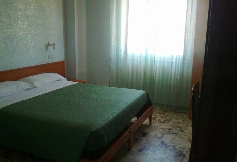 آپارتمان 2 خوابه, L'approdo