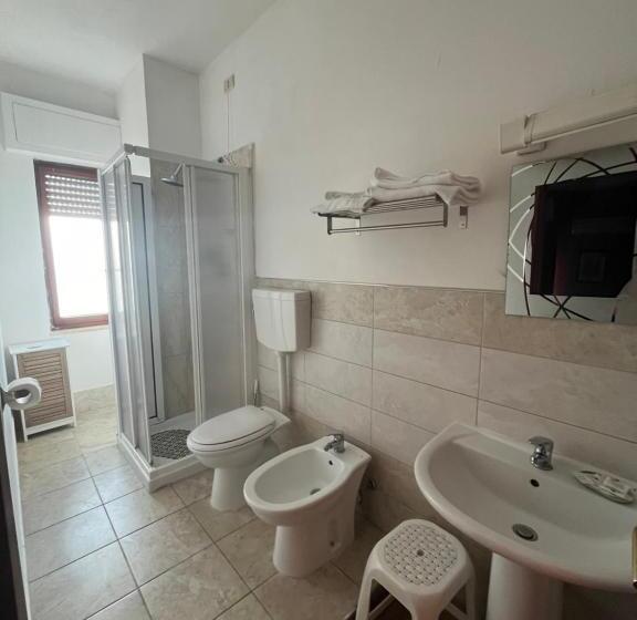 اتاق استاندارد, L'approdo