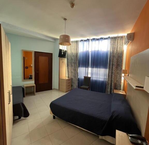 اتاق استاندارد سه نفره, L'approdo