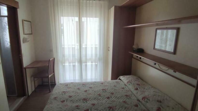 חדר סטנדרט, Losanna Cervia