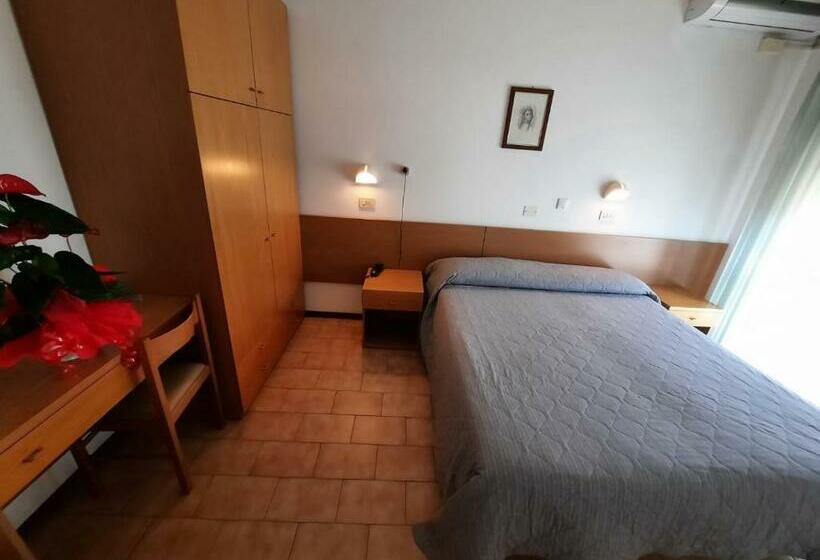 חדר סטנדרט, Losanna Cervia