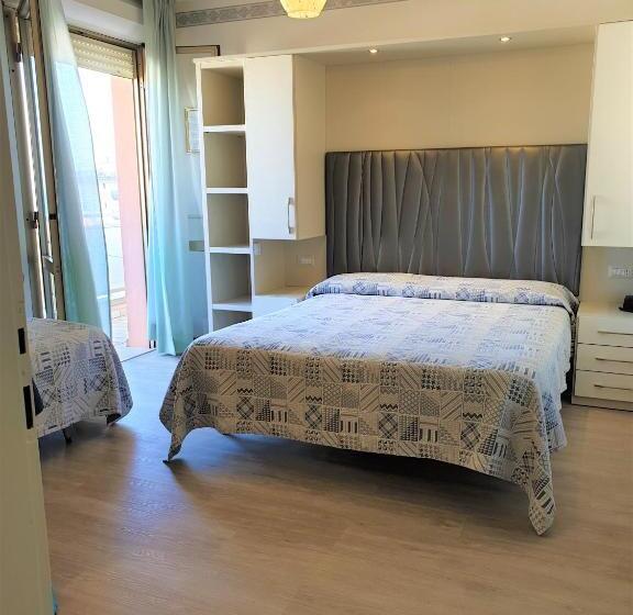 חדר סופריור לשלושה, Losanna Cervia