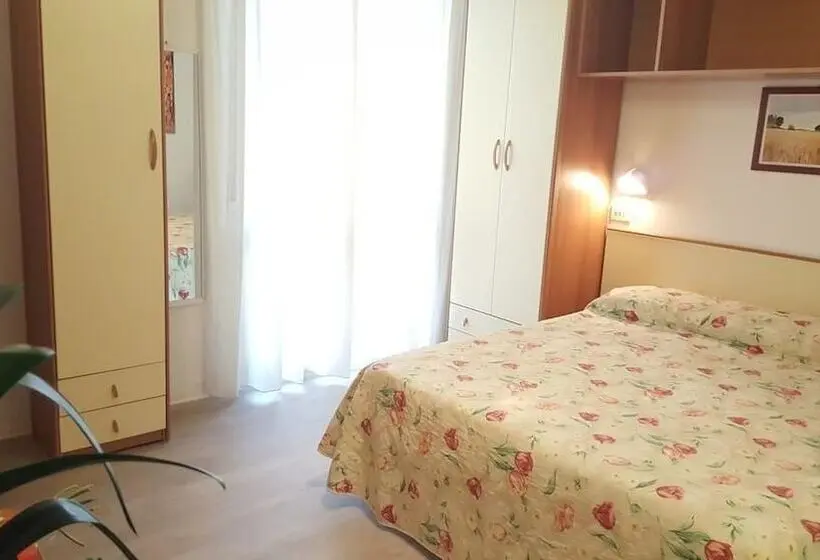 スタンダード4人部屋, Losanna Cervia