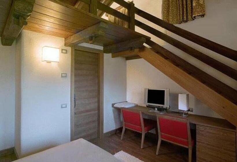 اتاق کلاسیک چهارنفره, Maison Tissiere