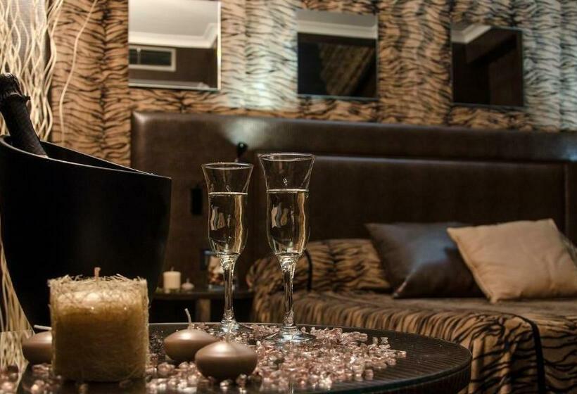 Полулюкс с Балконом, Orizzonte