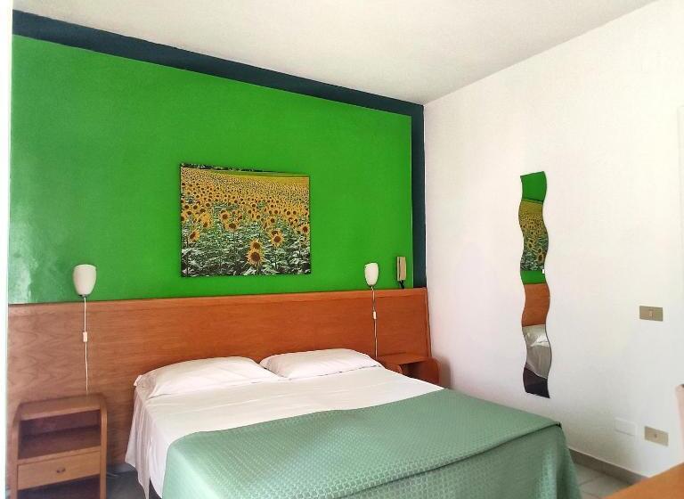 スタンダードルーム, Piccolo