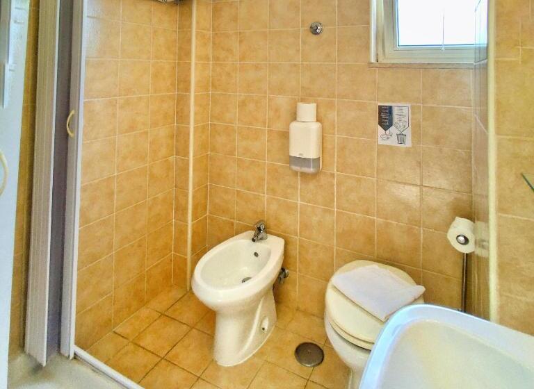 エコノミールーム, Piccolo