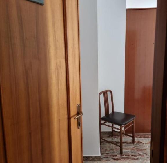 חדר סטנדרט, Plammas