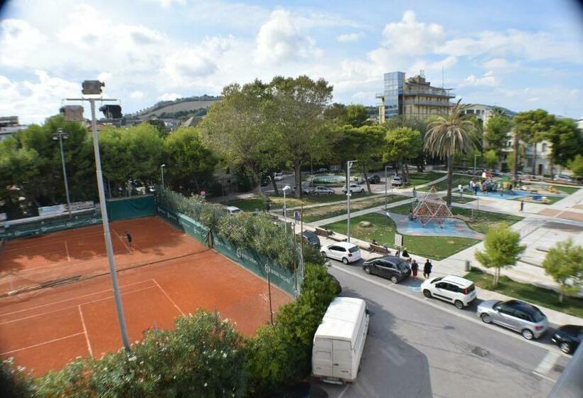 חדר סטנדרט נוף לים, Rosa Meublè