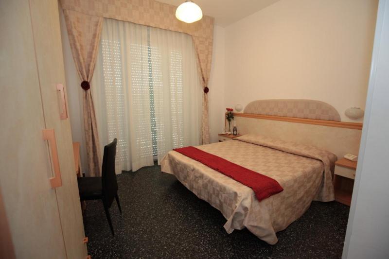 חדר סטנדרט נוף לים, Rosa Meublè