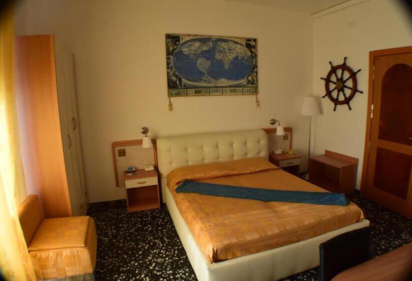 חדר סטנדרט עם מיטת קינג, Rosa Meublè