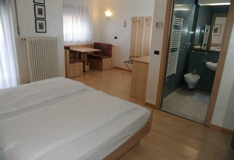 חדר סטנדרט, Sole Family