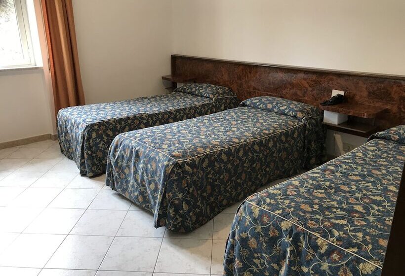 חדר סטנדרט יחיד, Tasso