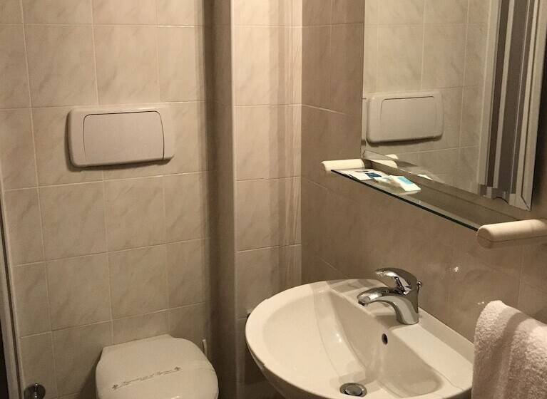 חדר סטנדרט יחיד, Tasso