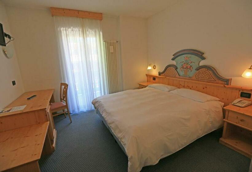 חדר קלאסי, Valacia