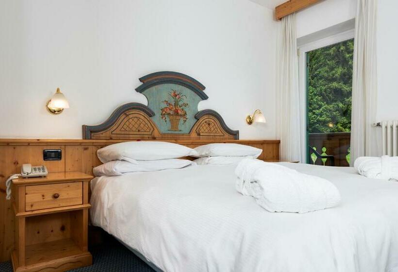 חדר קלאסי, Valacia