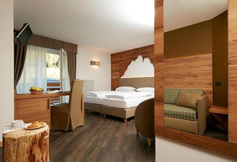 סוויטת ג'וניור, Valacia