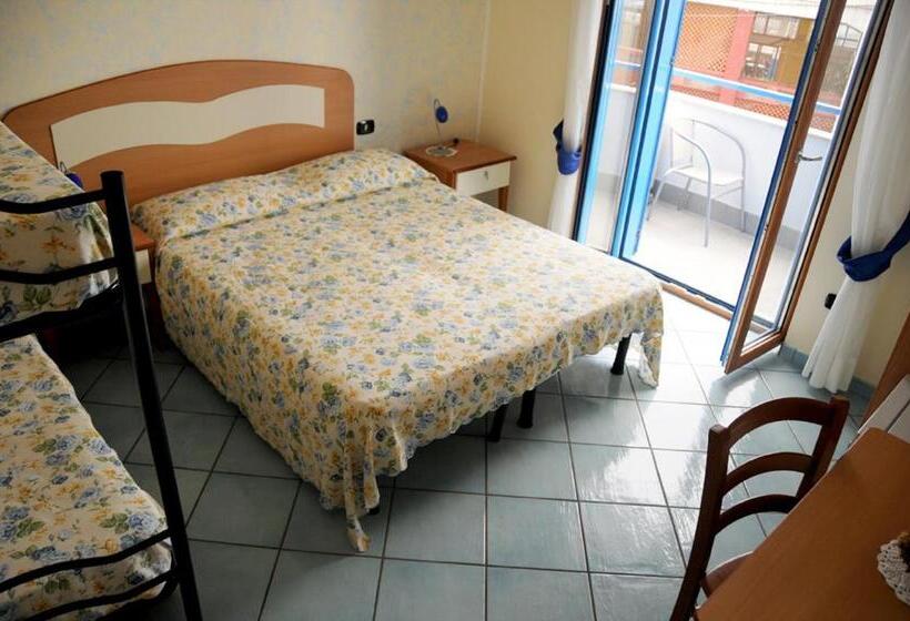 חדר סטנדרט לארבעה, Villa Del Mare