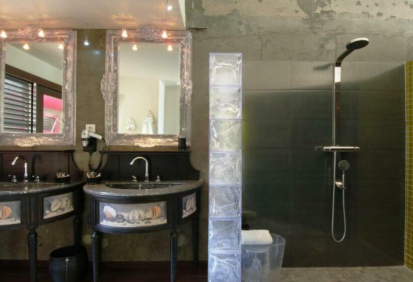 سوییت, Villa Lodge 4 Epices