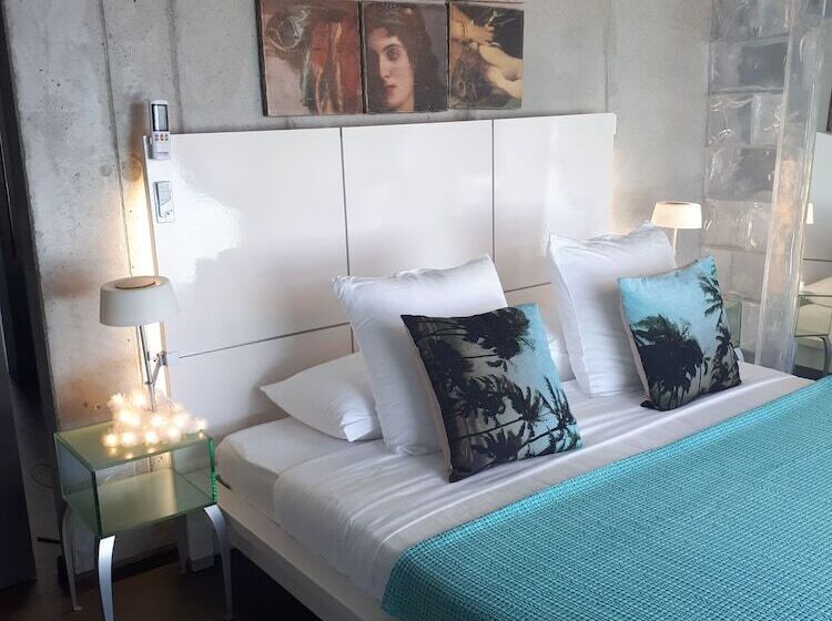 سوییت با چشمانداز دریا, Villa Lodge 4 Epices