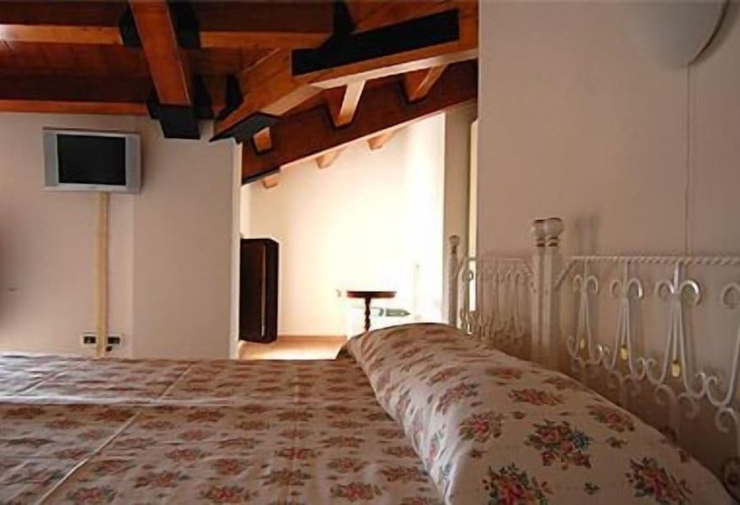 수피리어 룸, Villa Scalabrini