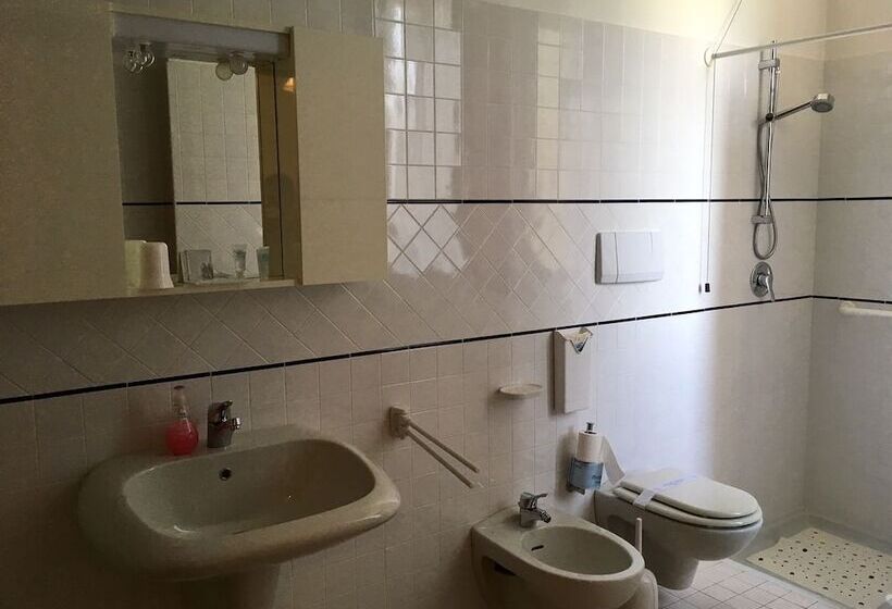 חדר סטנדרט יחיד, Villa Scalabrini