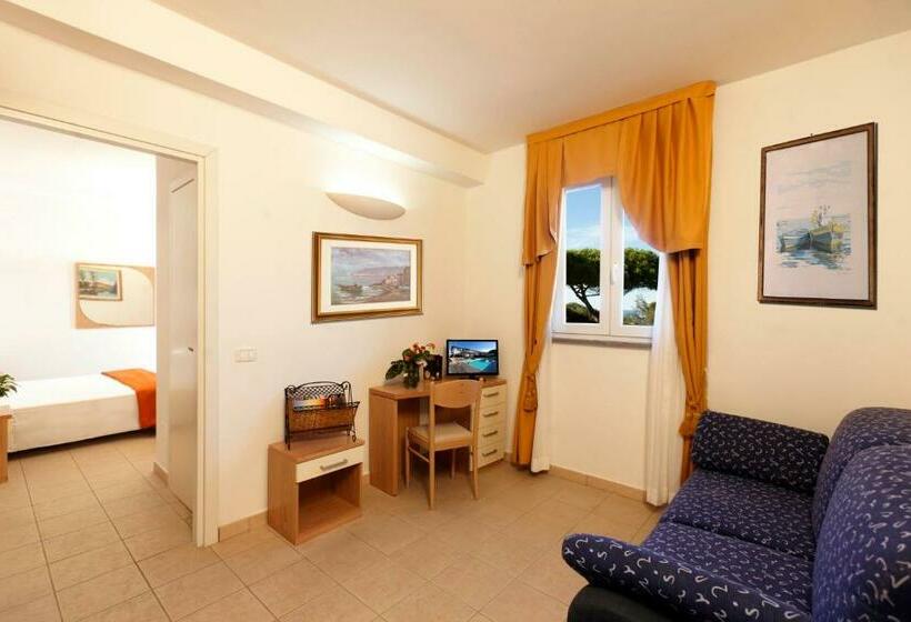 سوییت, Villa Smeraldo