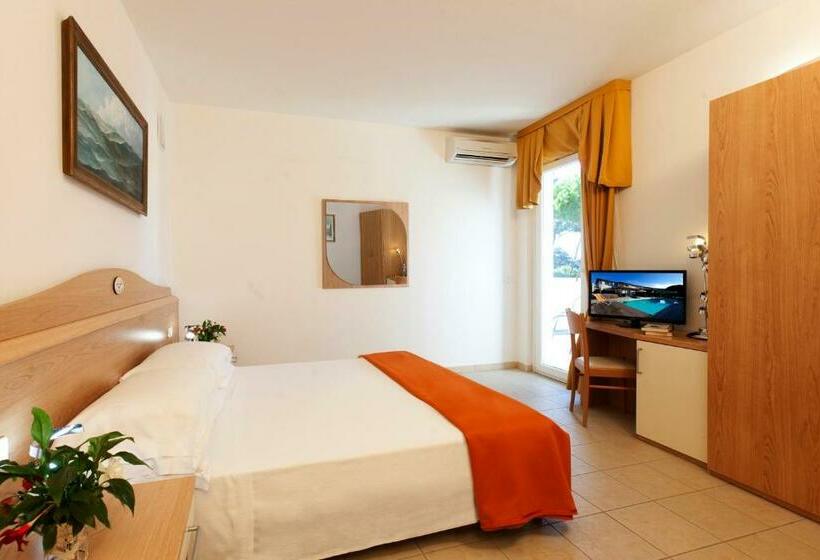 سوییت, Villa Smeraldo