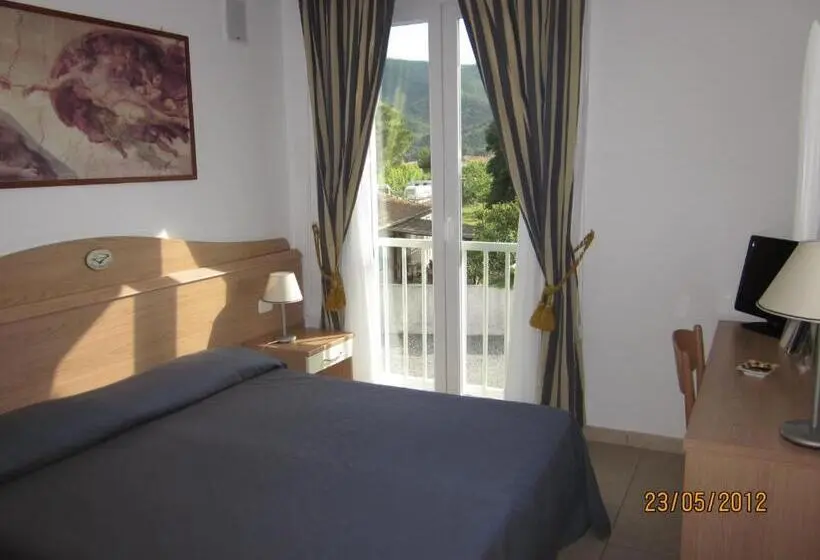 Standard-huone Parveke, Villa Smeraldo