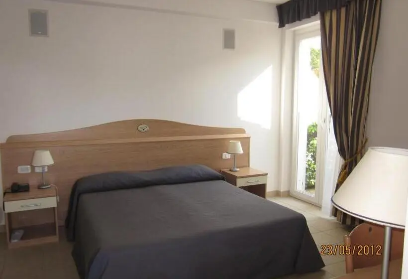 Standard-huone Parveke, Villa Smeraldo