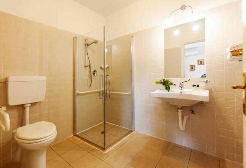 اتاق استاندارد با بالکن, Villa Smeraldo