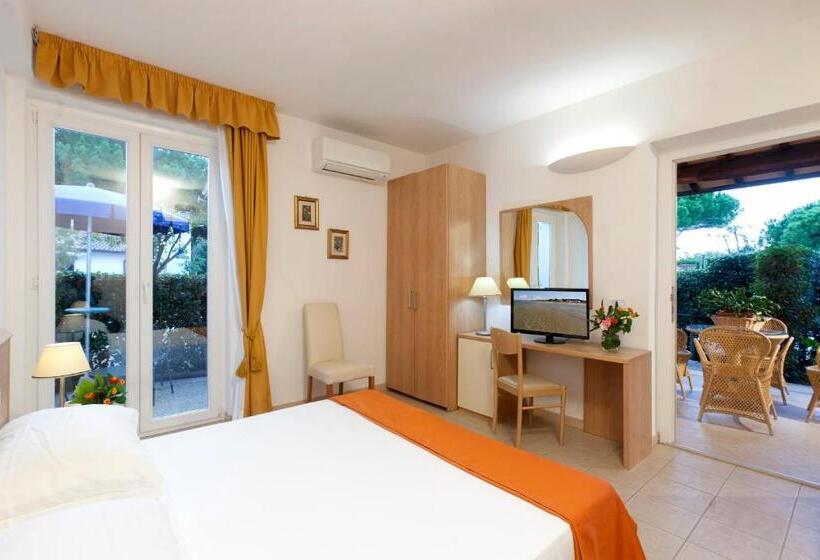 اتاق استاندارد با بالکن, Villa Smeraldo