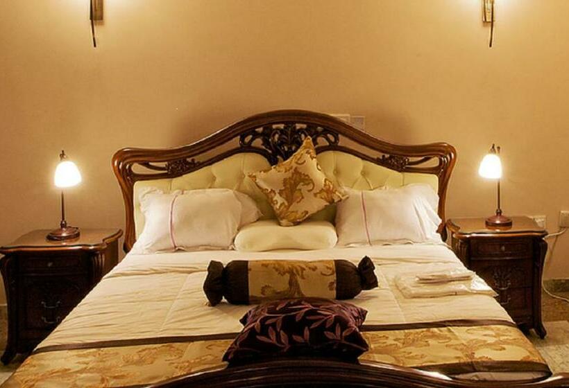 سوییت, Oxygen Holiday Resort