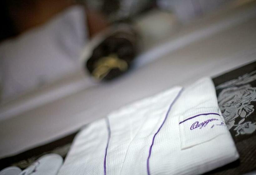 سوییت, Oxygen Holiday Resort