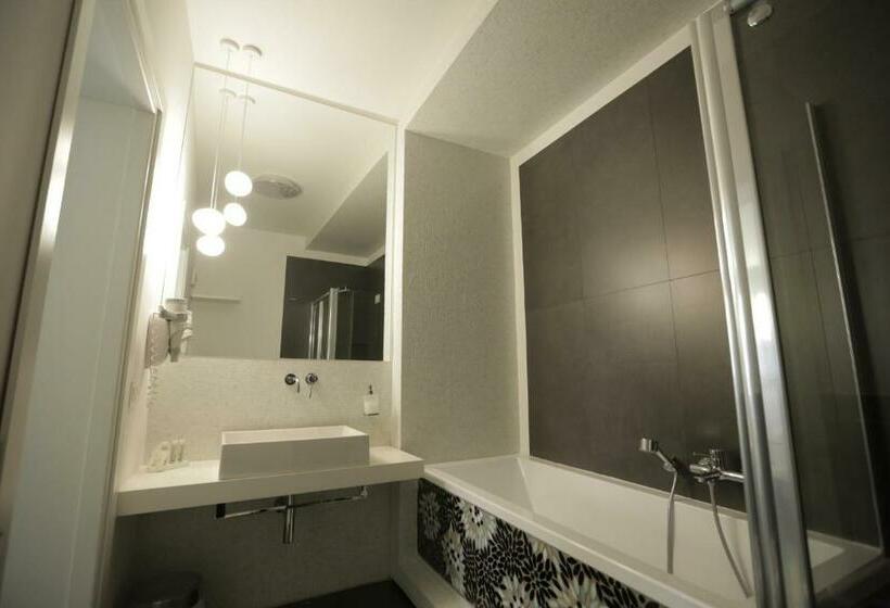 סוויטה, Piccola Caracas B&b