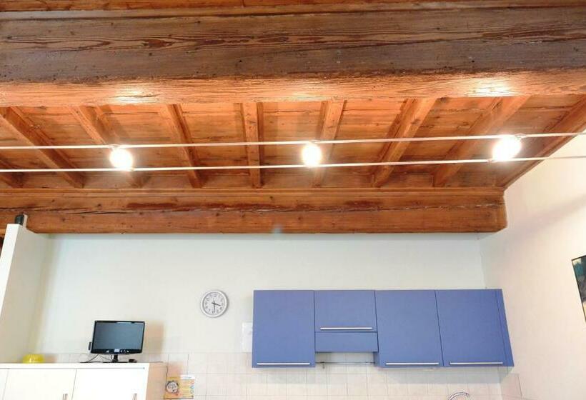 スイート, Residence Alcorso