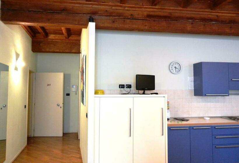 سوییت, Residence Alcorso