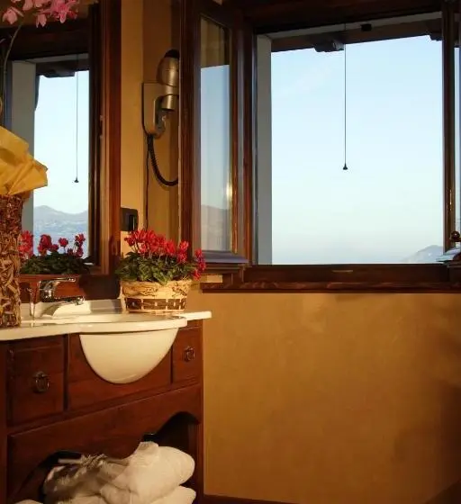 ジュニアスイート, Agriturismo Macesina