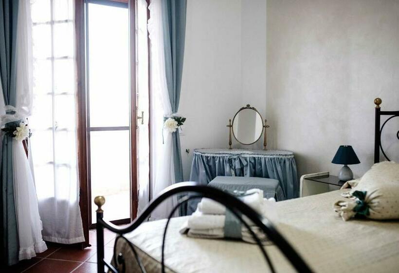 غرفة قياسية مطلّة علي البحر, Villa Ida Bed & Breakfast