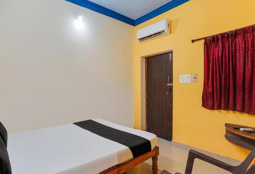 חדר סטנדרט, Oyo Raghul Residency