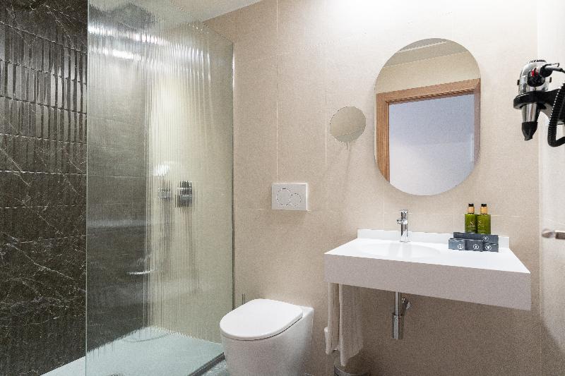 Апартаменты 2 Спальни, ASA Hotel La Marina by SH Hoteles