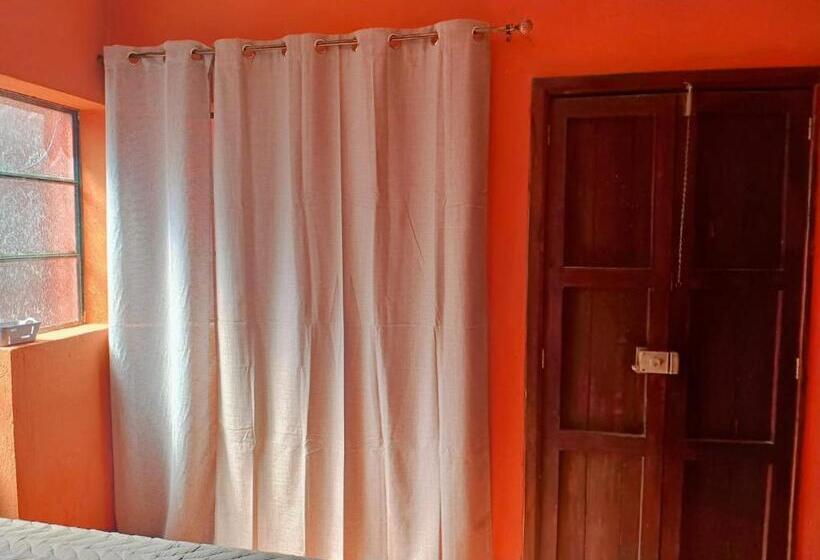 اتاق استاندارد با سرویس بهداشتی مشترک, Cristales De Antigua La Calzada