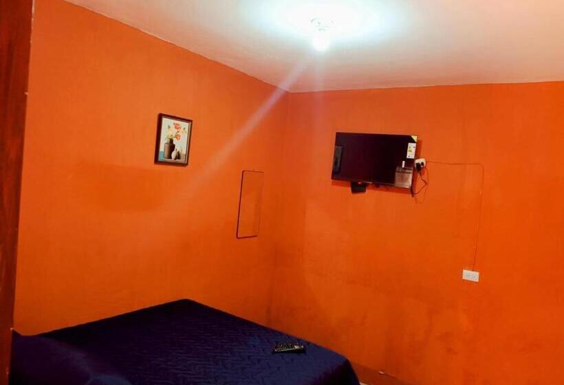 اتاق استاندارد با سرویس بهداشتی مشترک, Cristales De Antigua La Calzada