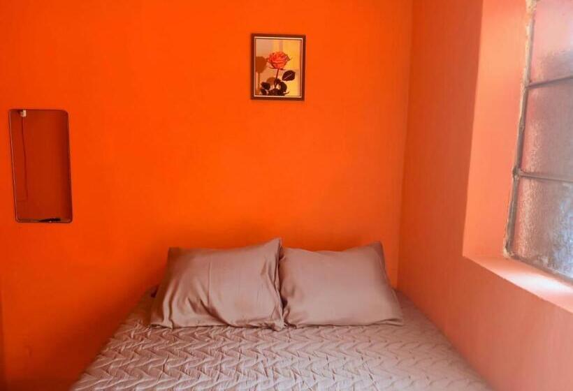 اتاق استاندارد با سرویس بهداشتی مشترک, Cristales De Antigua La Calzada