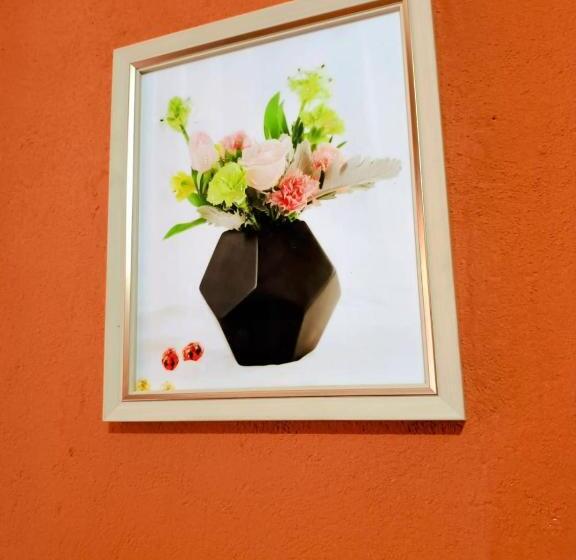 اتاق استاندارد سه نفره, Cristales De Antigua La Calzada