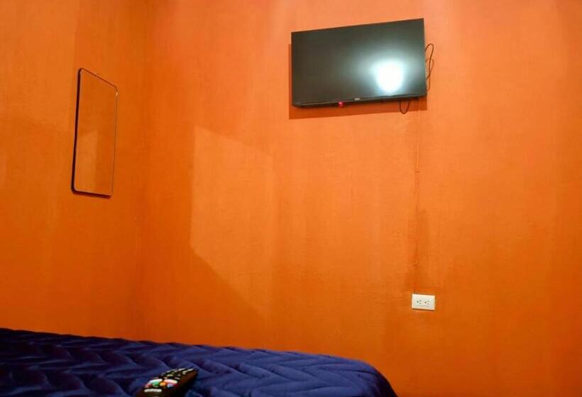 اتاق استاندارد یک تخته با سرویس بهداشتی مشترک, Cristales De Antigua La Calzada