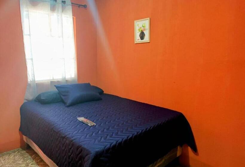 اتاق استاندارد یک نفره, Cristales De Antigua La Calzada